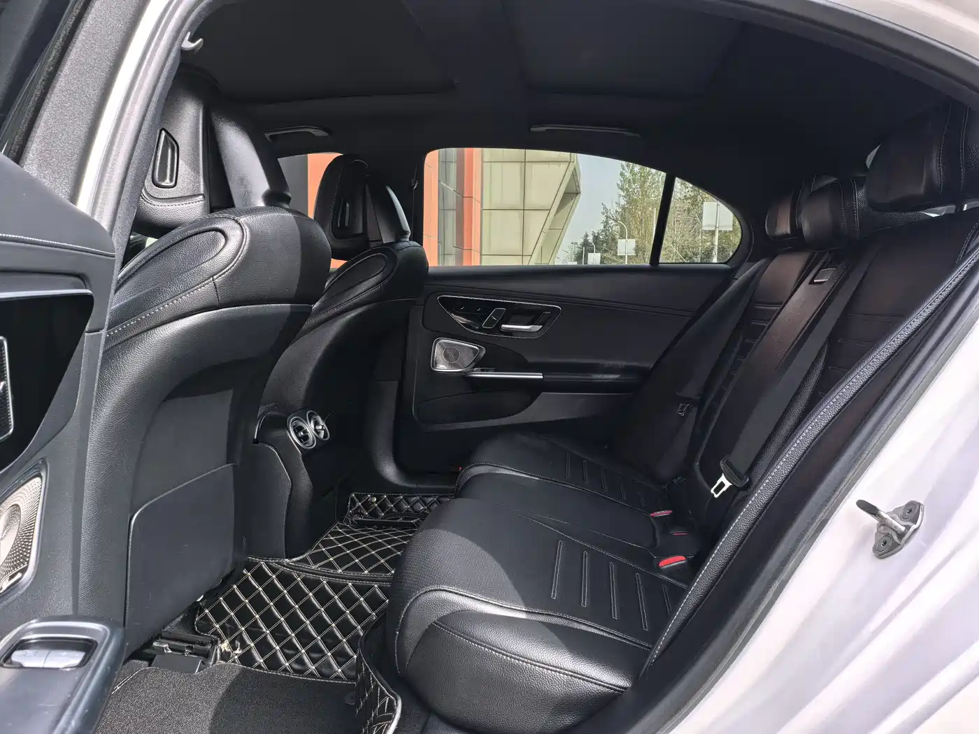 Mercedes-Benz C-Class 2022 C 260 L Night Sport Edition фото 7