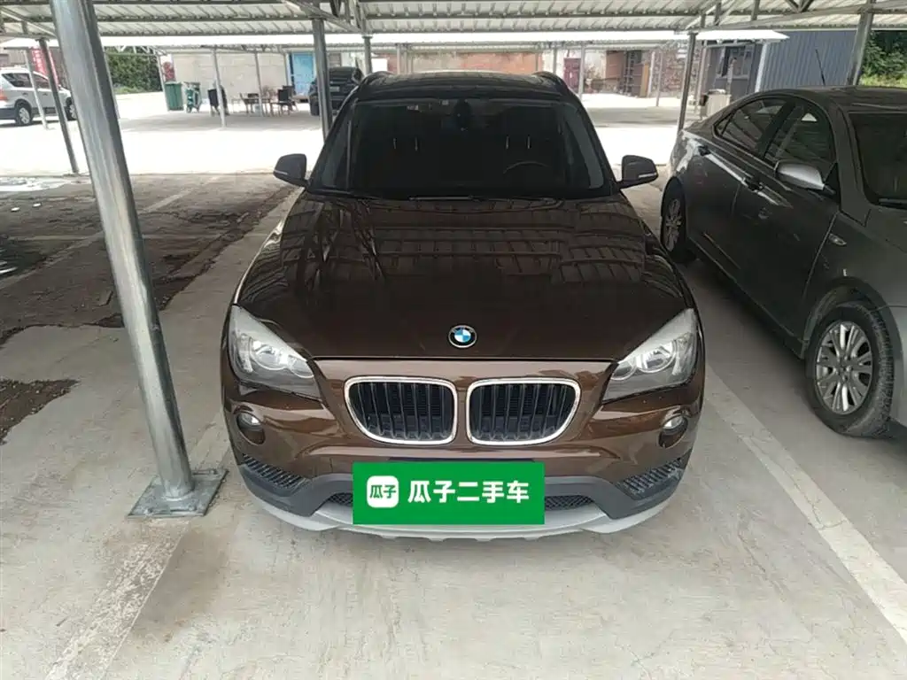 BMW X1 2014 sDrive18i Fashion Edition фото 3