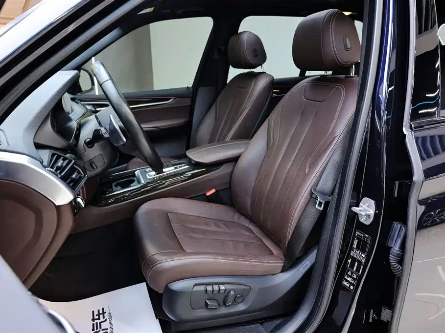 BMW X5 (Import) 2018 xDrive35i M Sport Model фото 25