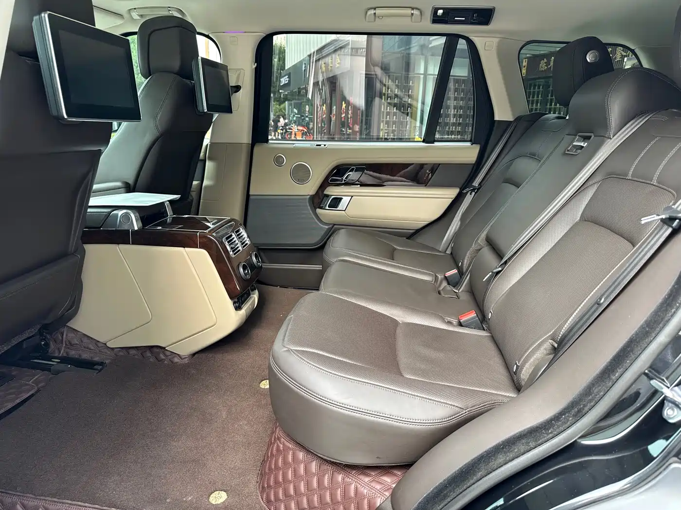 Фото 9 - Land Rover Range Rover