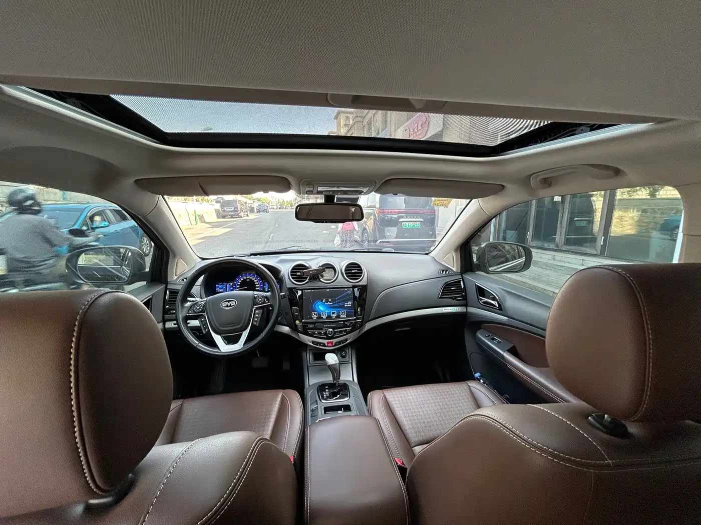 BYD S7 2015 2015 2.0T Automatic Premium