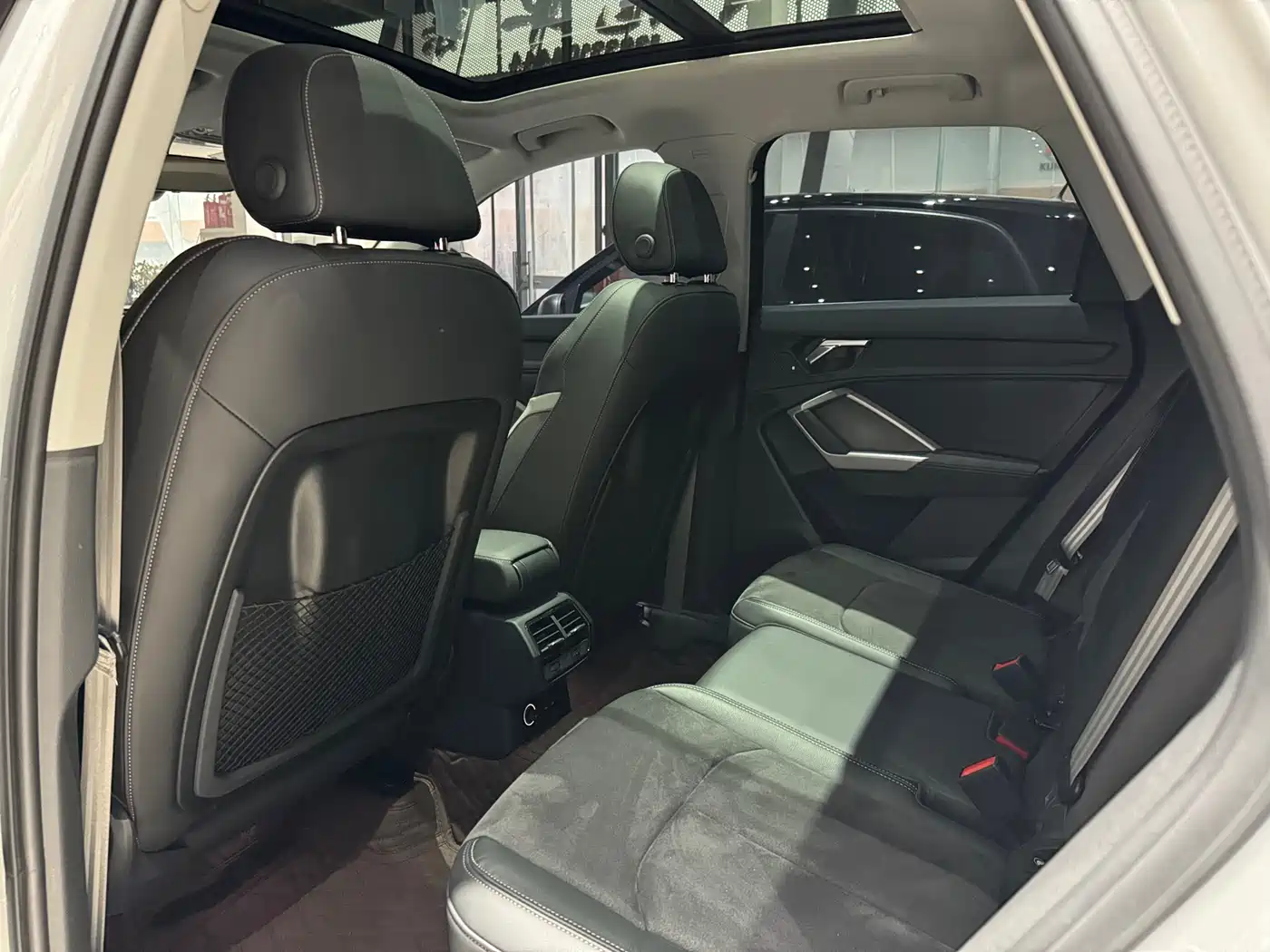 Audi Q3 2023 35 TFSI Fashion Dynamic Model (1.5T) фото 5