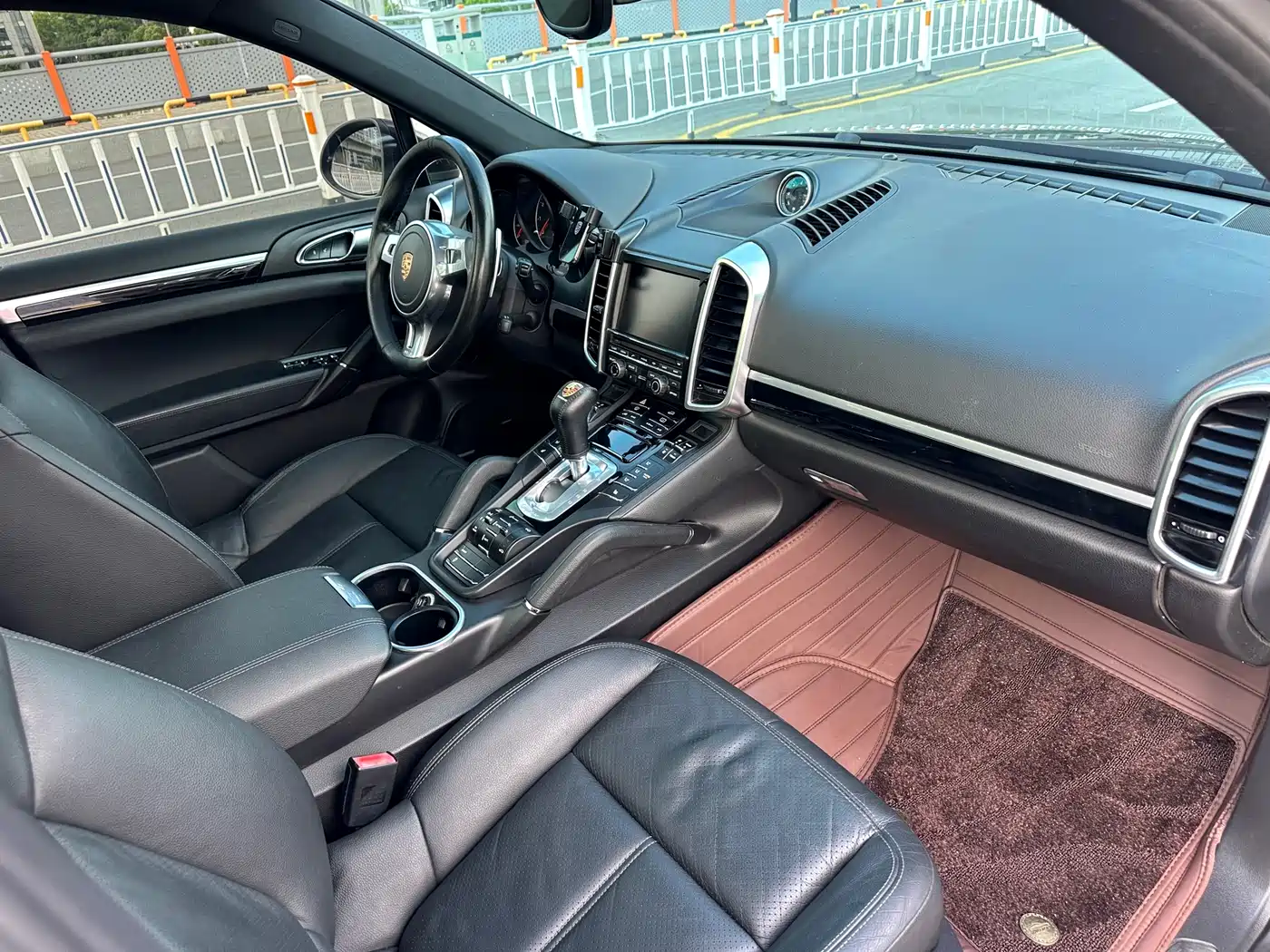 Porsche Cayenne 2014 Cayenne Platinum Edition 3.0T фото 12