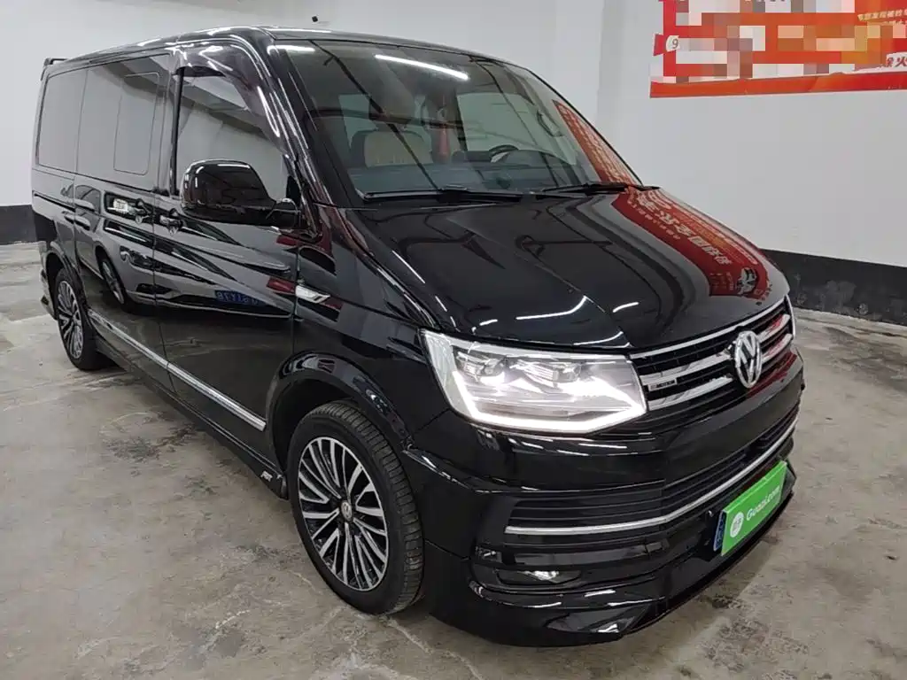 Volkswagen Multivan 2018 2018 2.0TSI 4WD Premium Edition 7-Seater