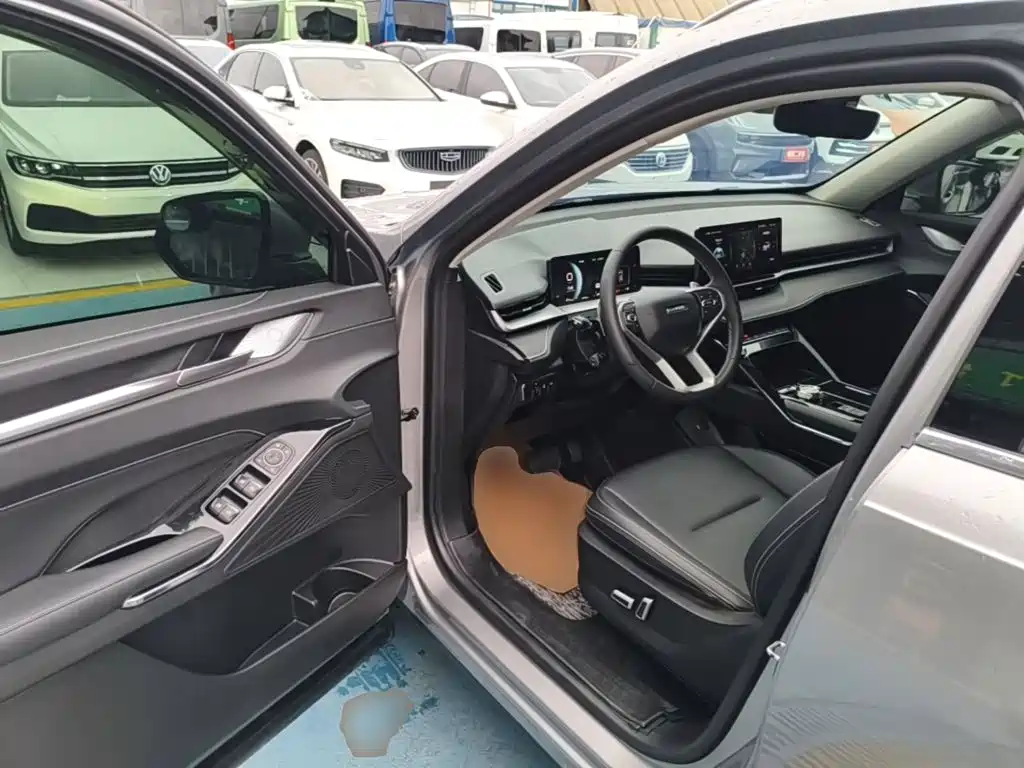 Фото 16 - Haval H6