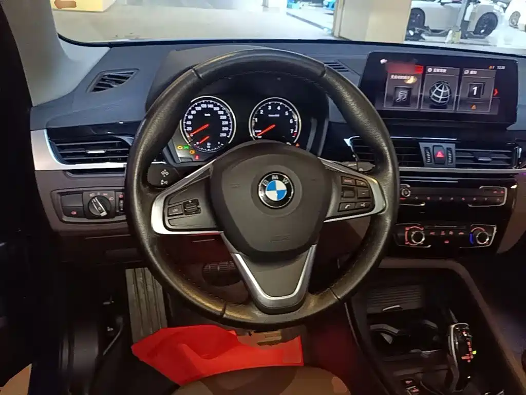 Photo 11 - BMW X1
