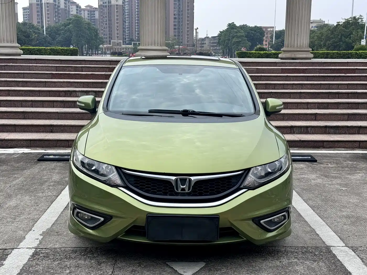 Honda Jade 2016 2014 1.8L CVT Luxury 5-seater