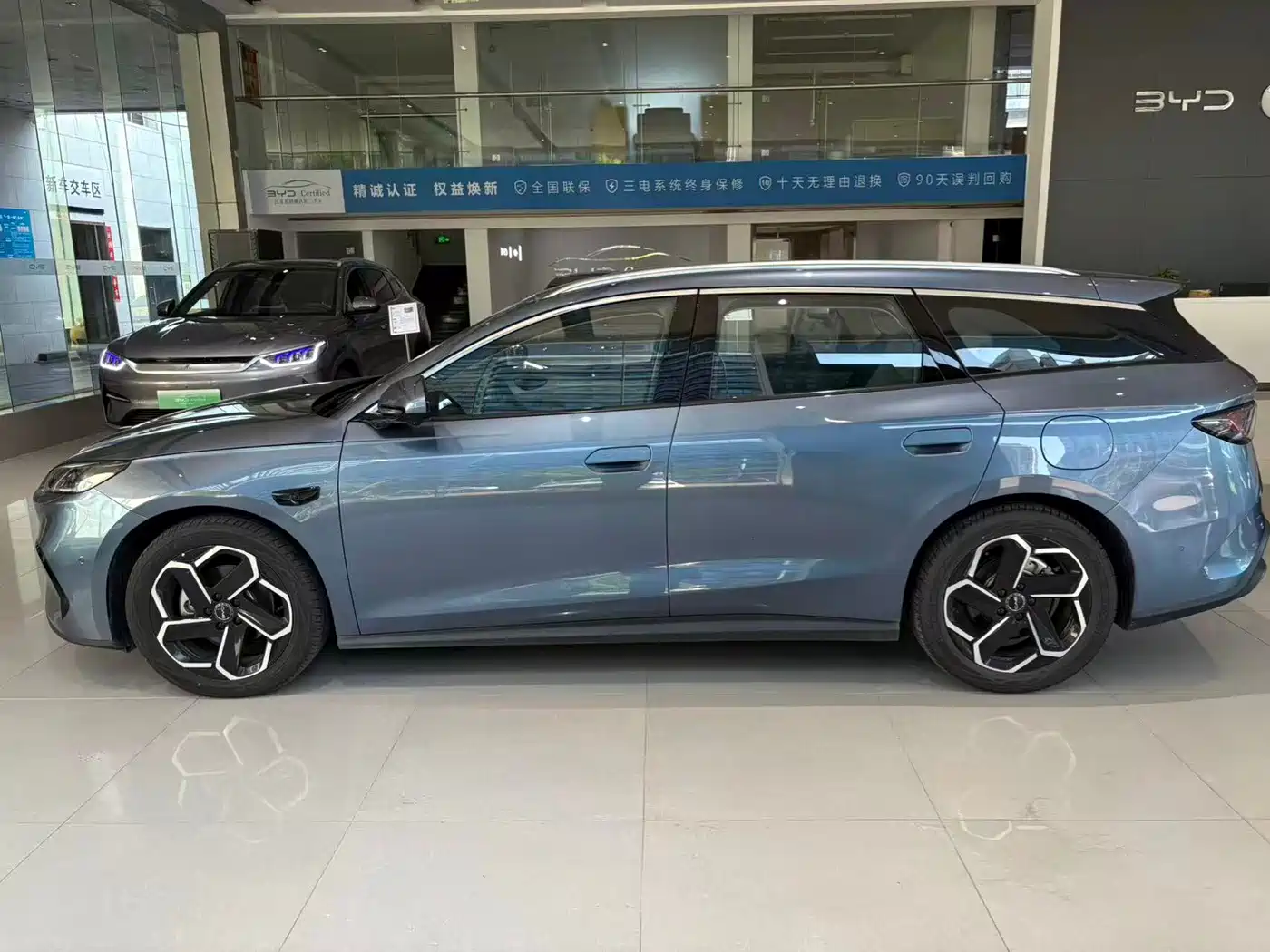 2025 BYD Seal 06 DM-i Touring