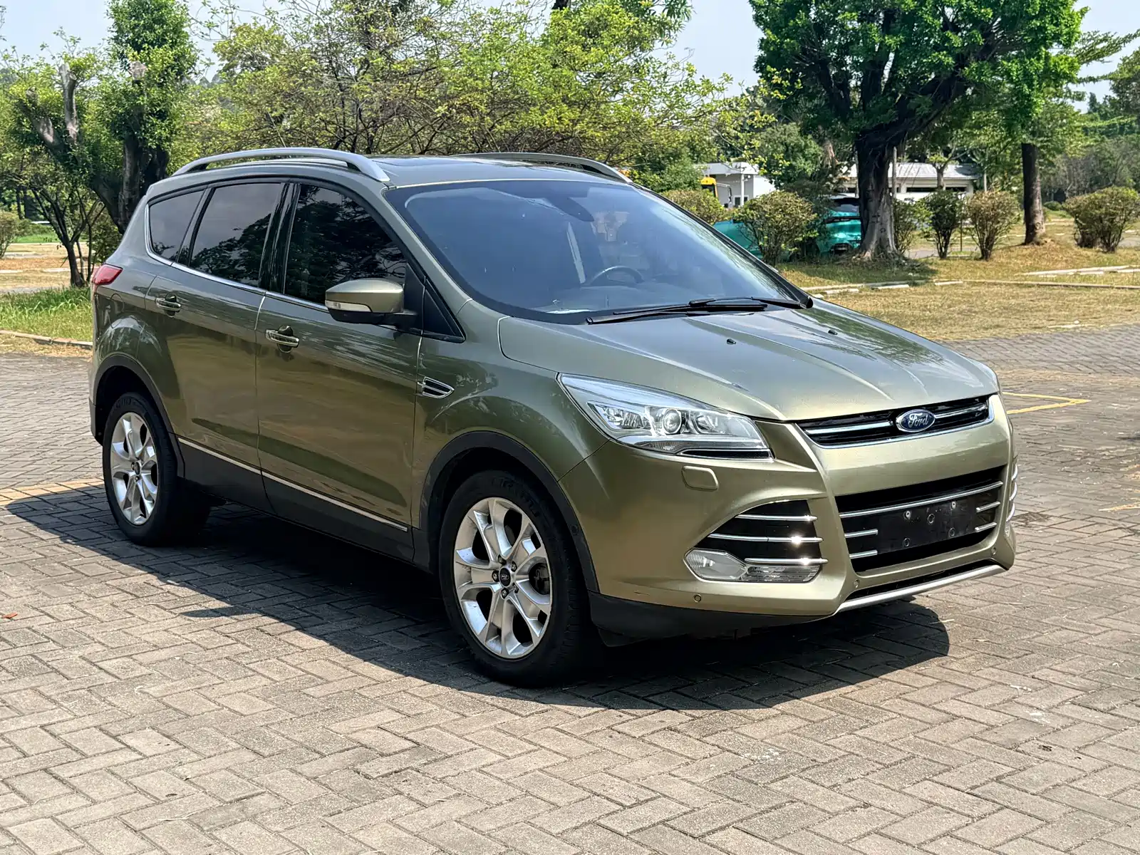 Фото 3 - Ford Kuga