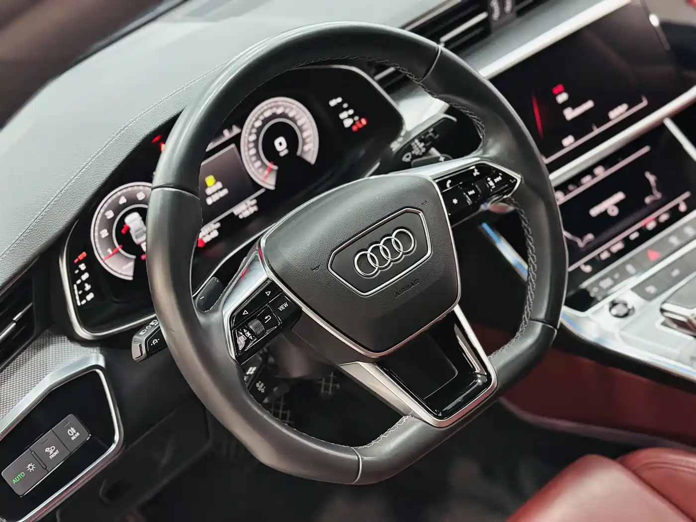Audi A7L 2024 45 TFSI quattro S-line Black Warrior Edition фото 14