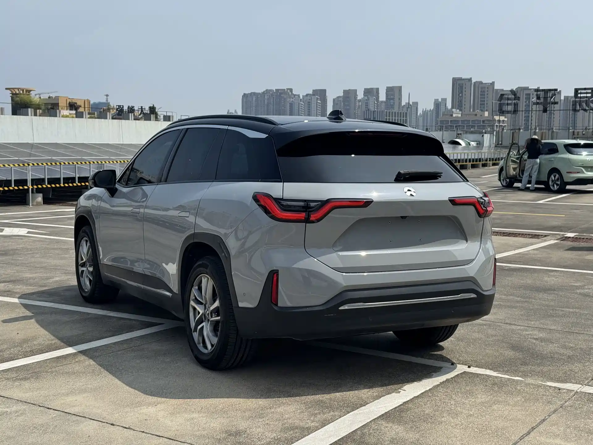 Фото 4 - NIO ES6