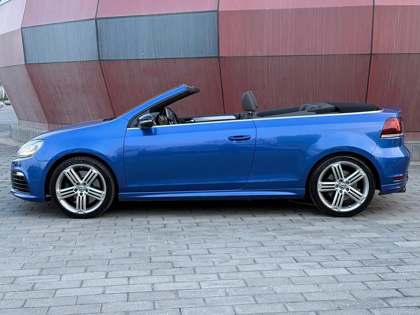 Photo 7 - Volkswagen Golf (Import)