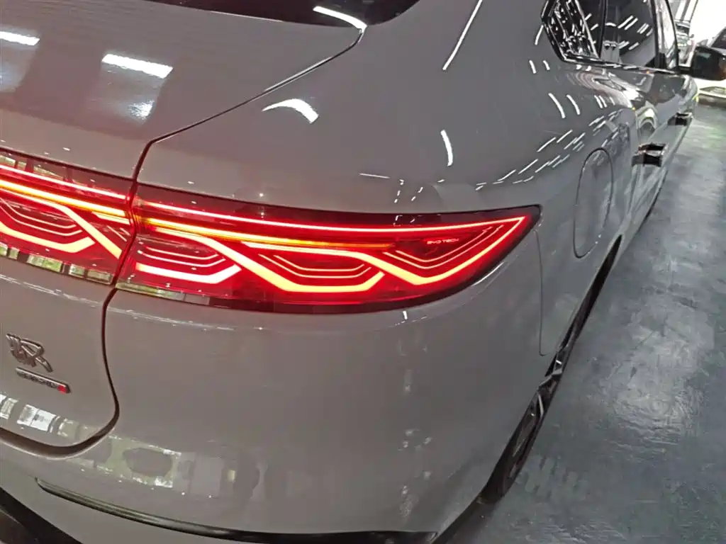 BYD HAN