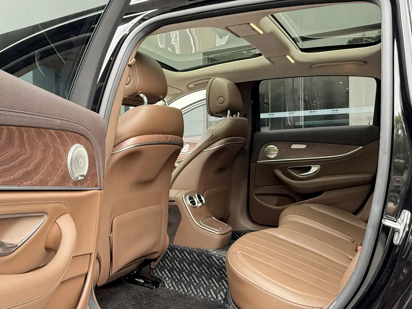 Mercedes-Benz E-Class 2021 Facelift E 300 L Sport Luxury фото 8