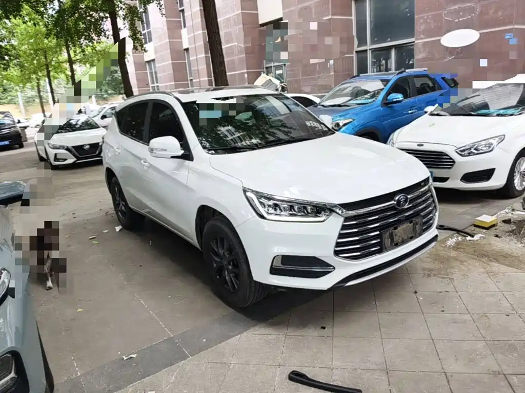 BYD Song 2022 2021 Classic Edition 1.5T Manual Luxury