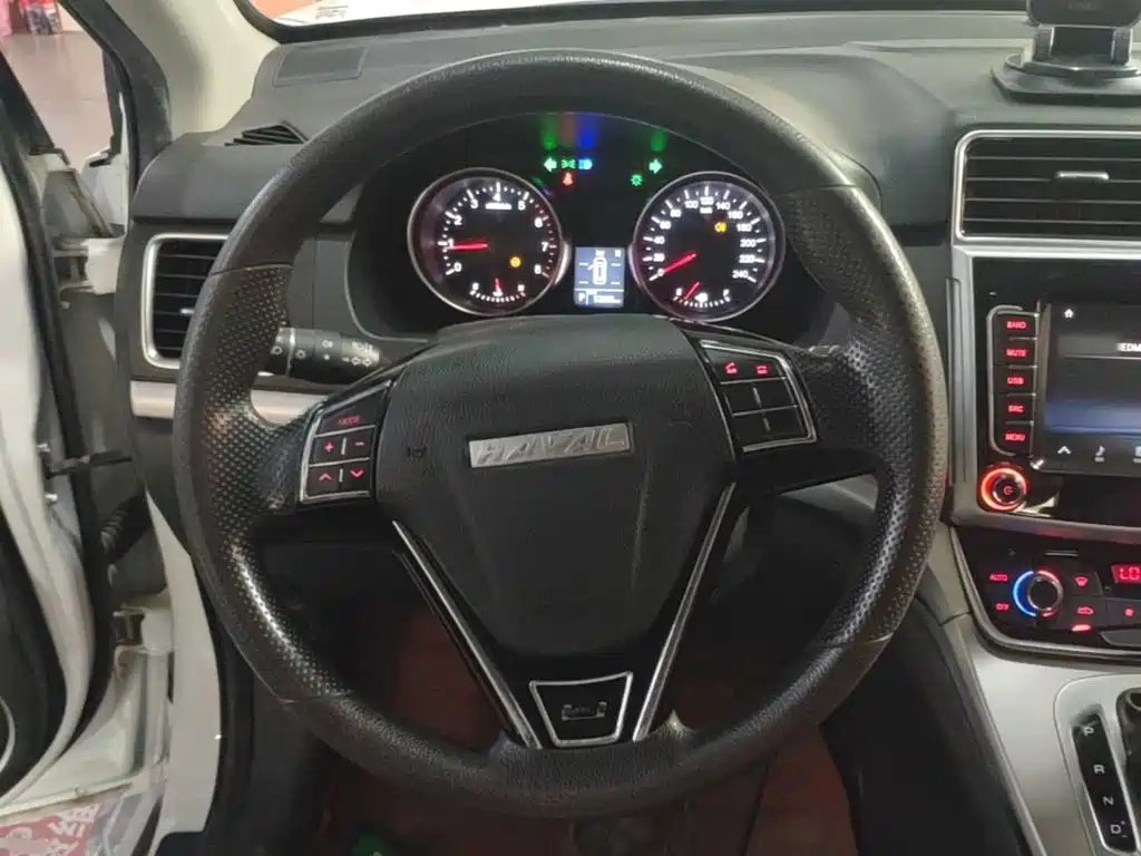 Фото 11 - Haval M6