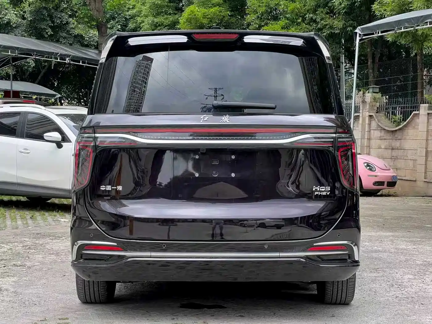 Hongqi HQ9 PHEV 2024 Model 2.0T AWD Business Edition фото 6