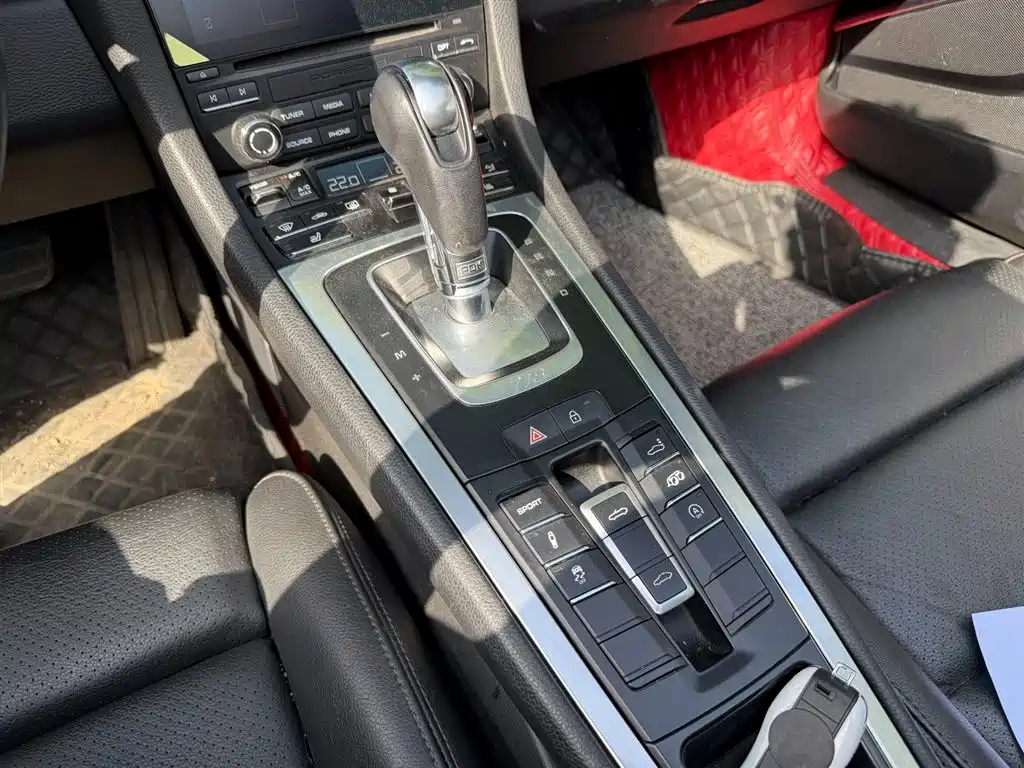 Porsche 718 2020 Boxster 2.0T фото 9