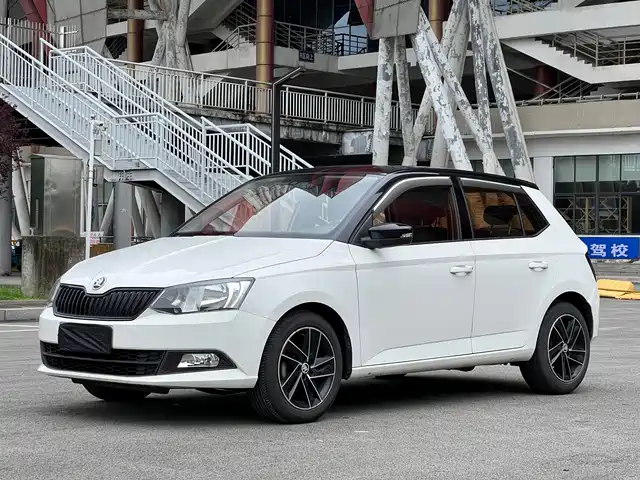 Škoda Fabia 2017 1.6L Automatic Sport Edition