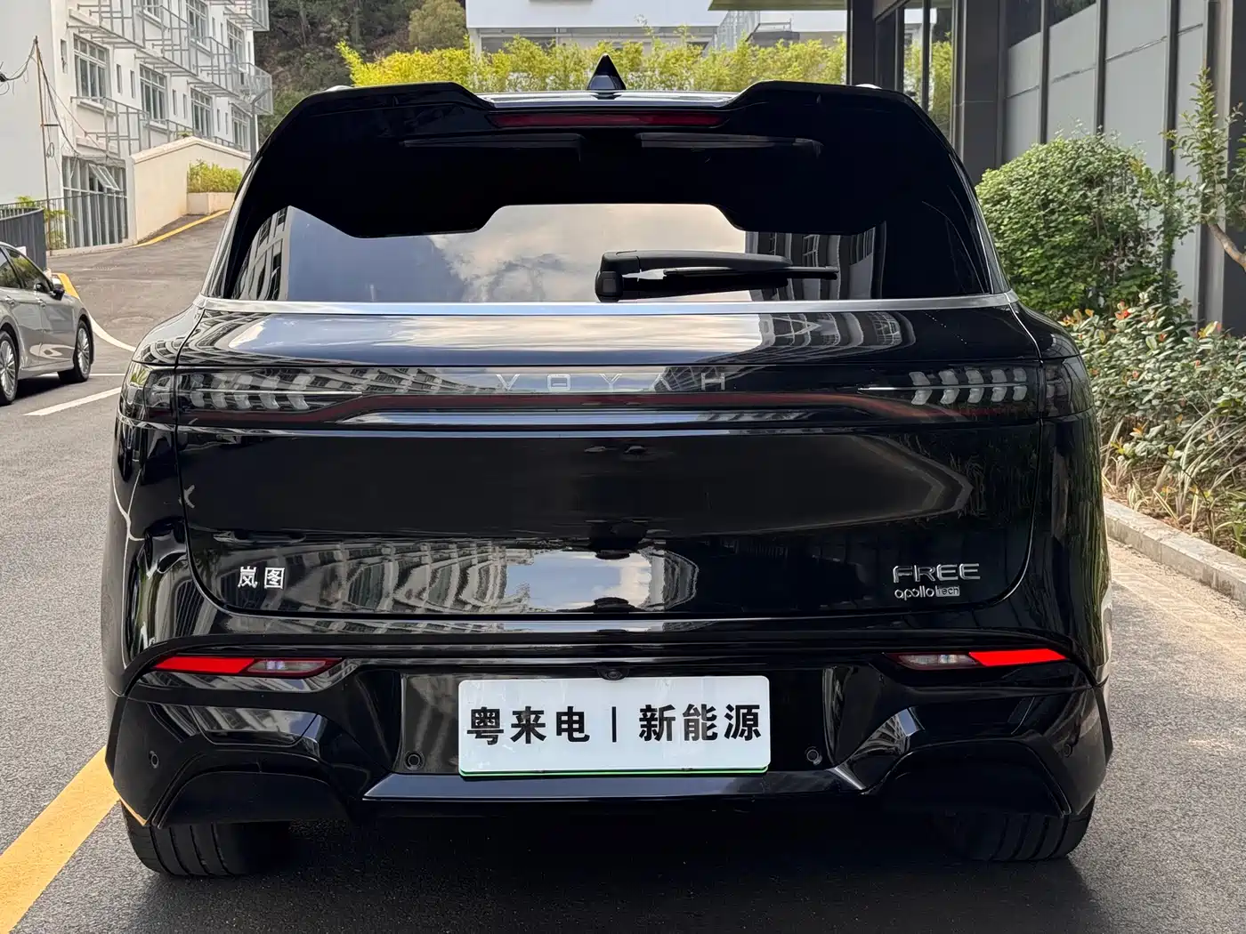 Voyah Auto VOYAH FREE 2024 Ultra Long Range Intelligent Driving Edition фото 5