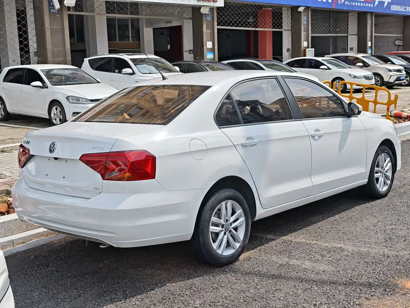 Volkswagen Jetta 2019 Dream Edition 1.5L Auto Fashion фото 4