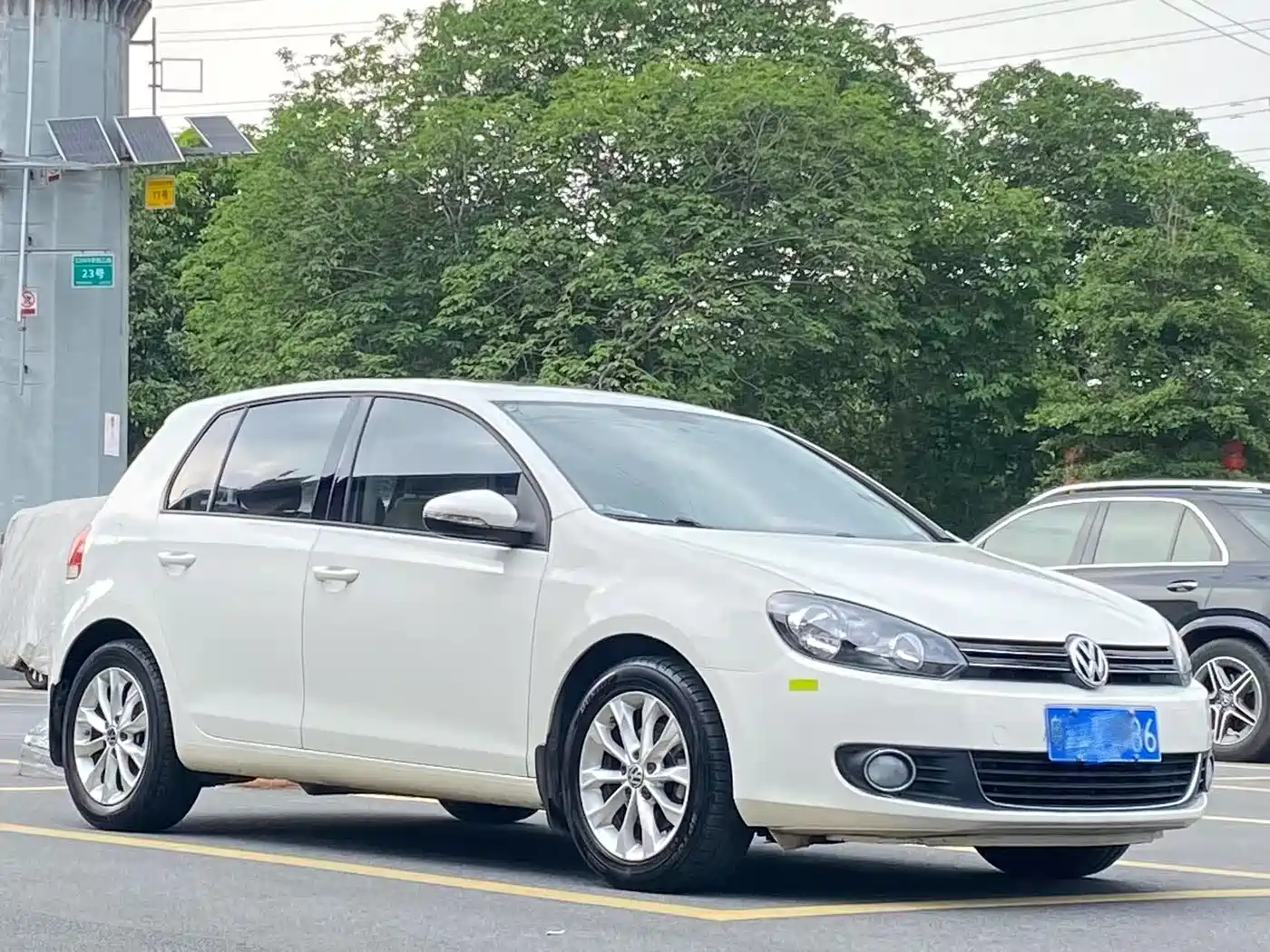 Volkswagen Golf 2012 1.6 Automatic Comfort Type фото 3