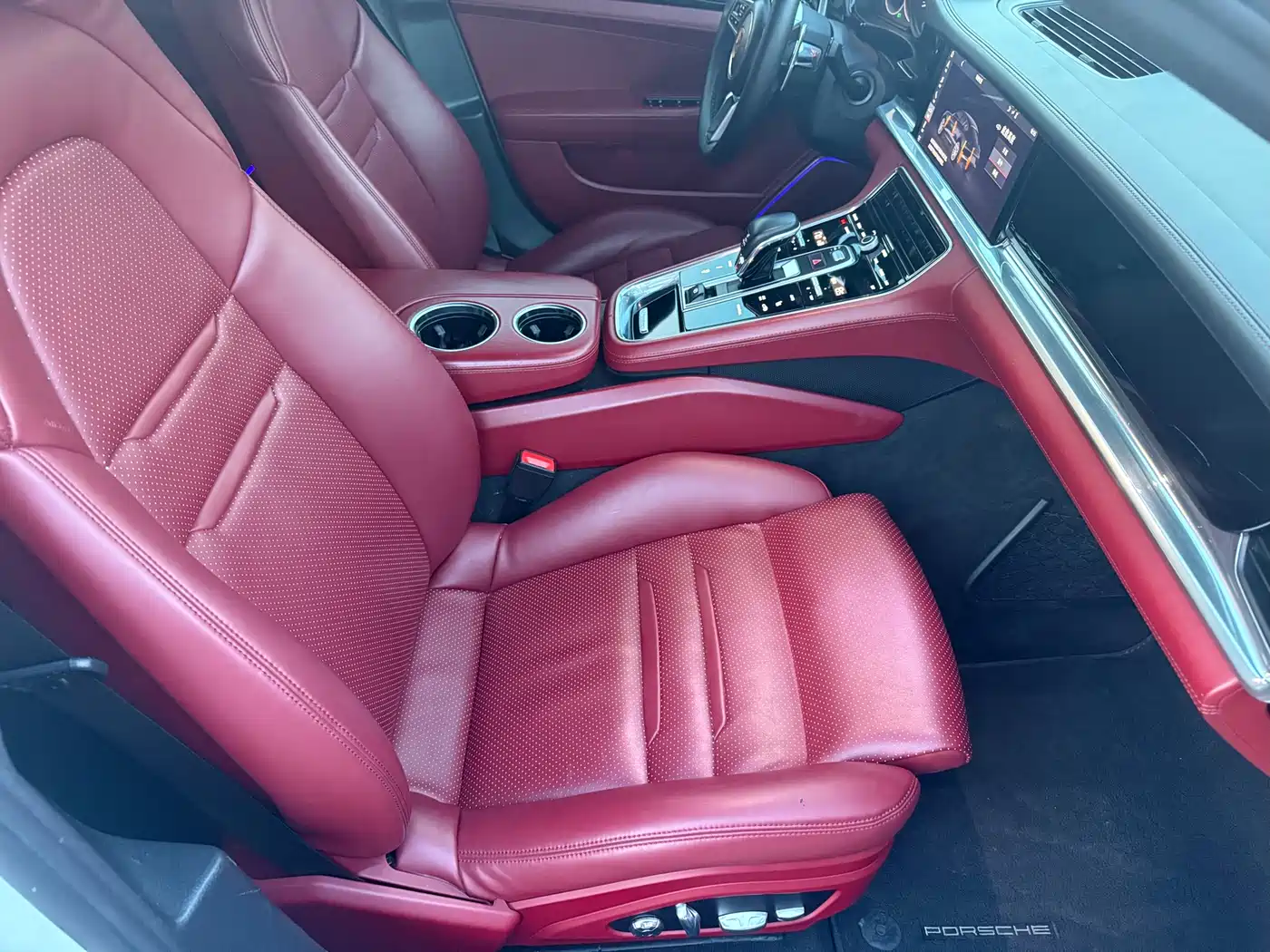 Porsche Panamera 2017 Panamera 3.0T фото 12