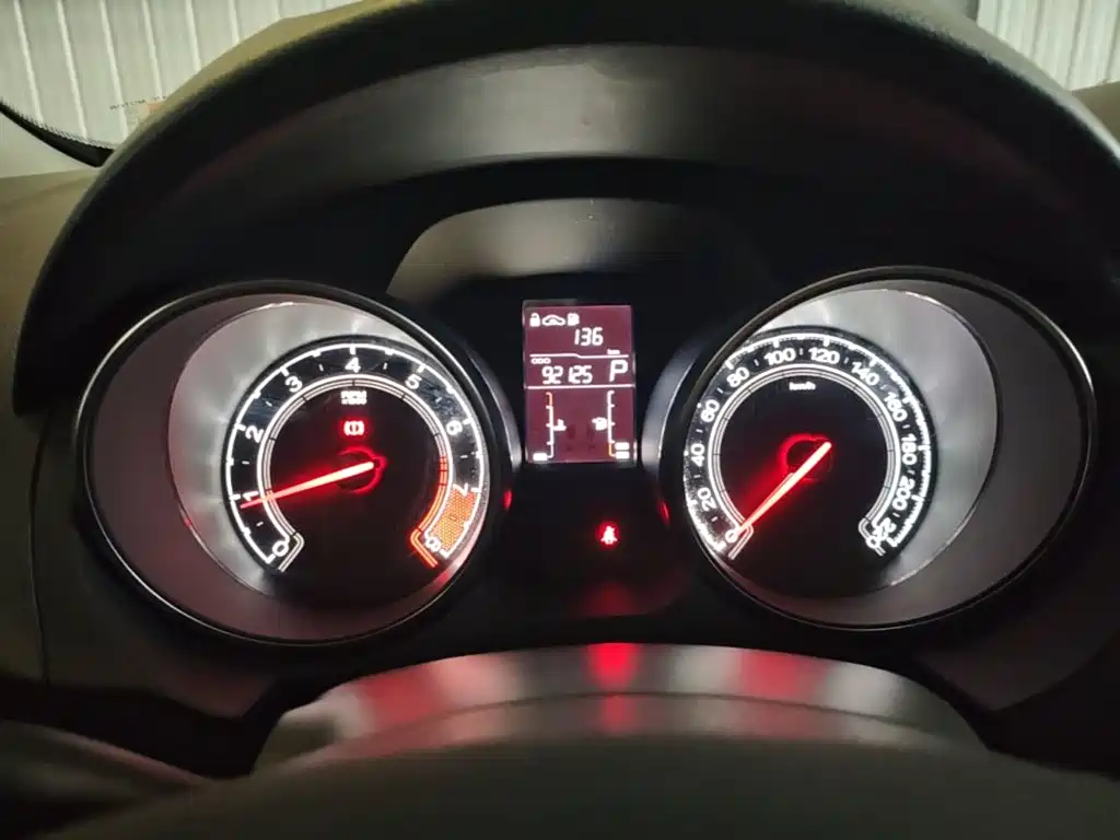 MG GT 2017 2016 Model 1.5L Automatic Premium Luxury Edition