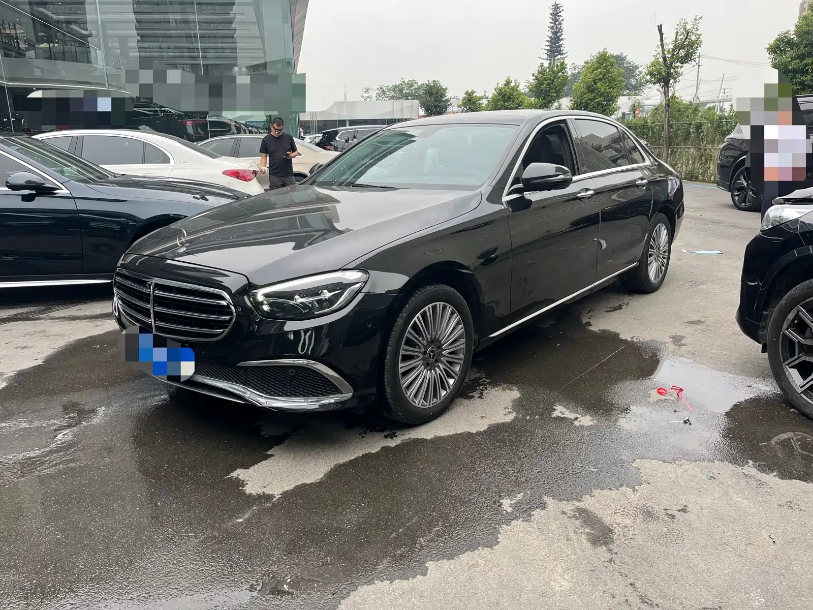 Photo 1 - Mercedes-Benz E-Class