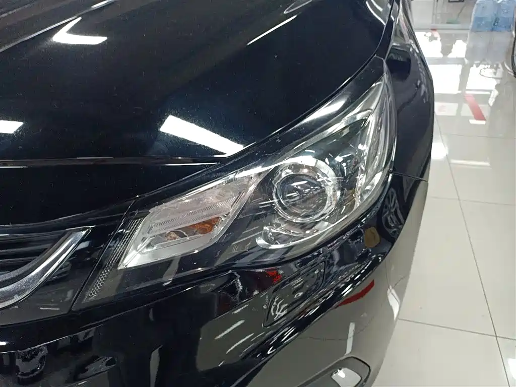 Chevrolet Malibu 2018 530T Automatic Luxury Edition фото 19