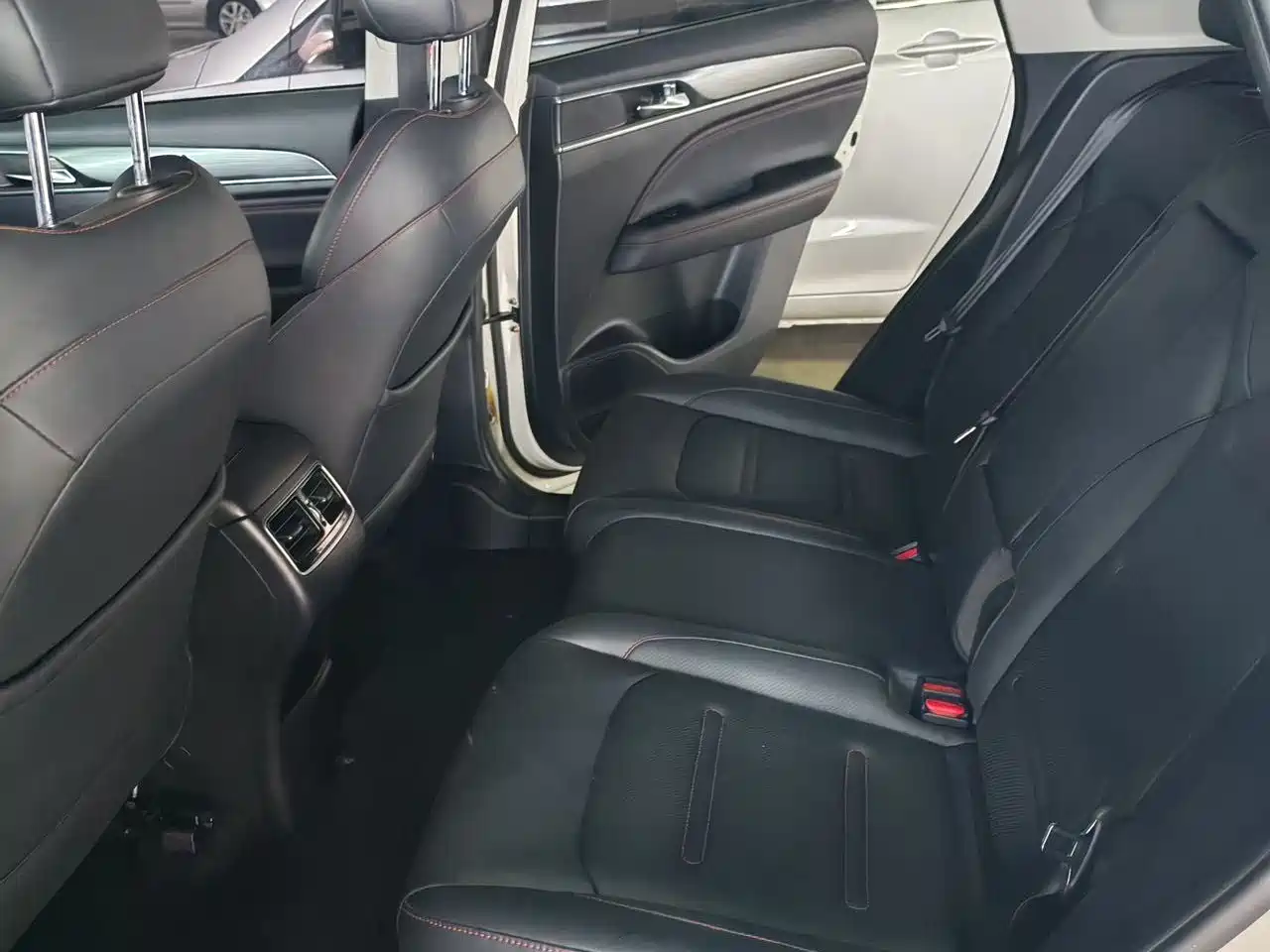 GAC Trumpchi Trumpchi GS4 PLUS 2021 270T Automatic Galaxy Edition фото 5