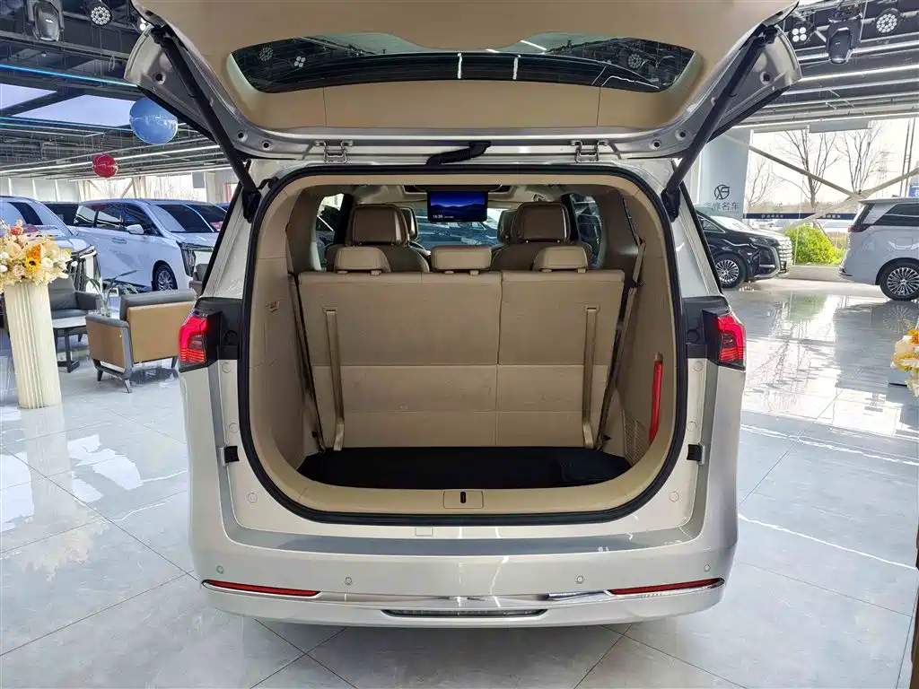 Buick GL8 New Energy 2025 Land Honor Premium Edition 7-Seater фото 31