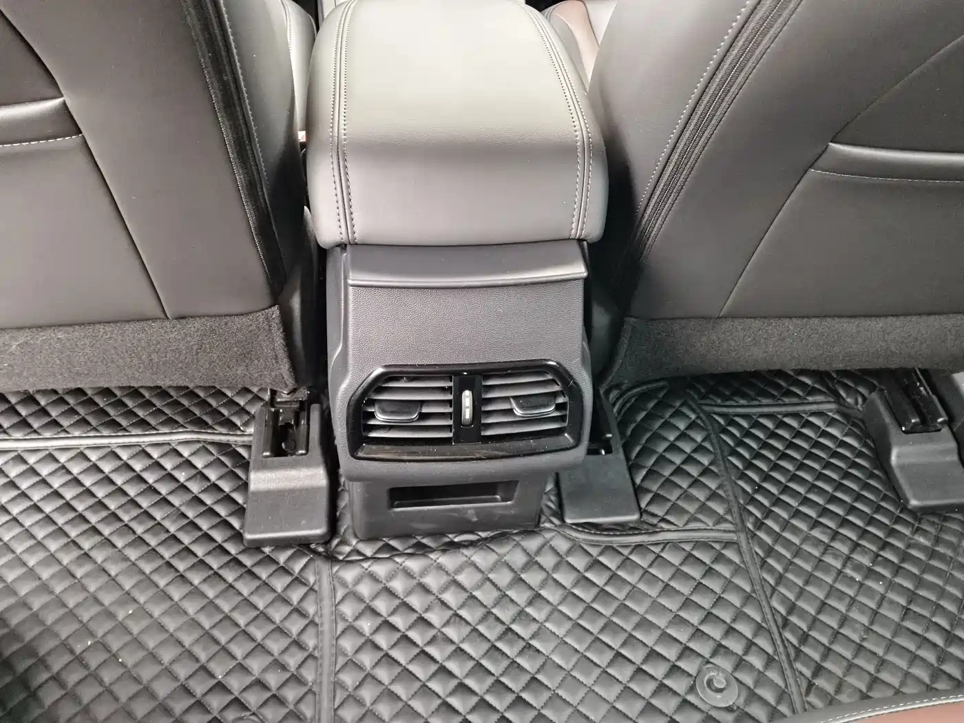 WEY VV5 2020 2020 1.5T 2WD Style Pioneer