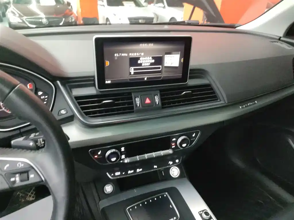 Audi Q5L 2018 40 TFSI Premium Fashion China VI фото 6