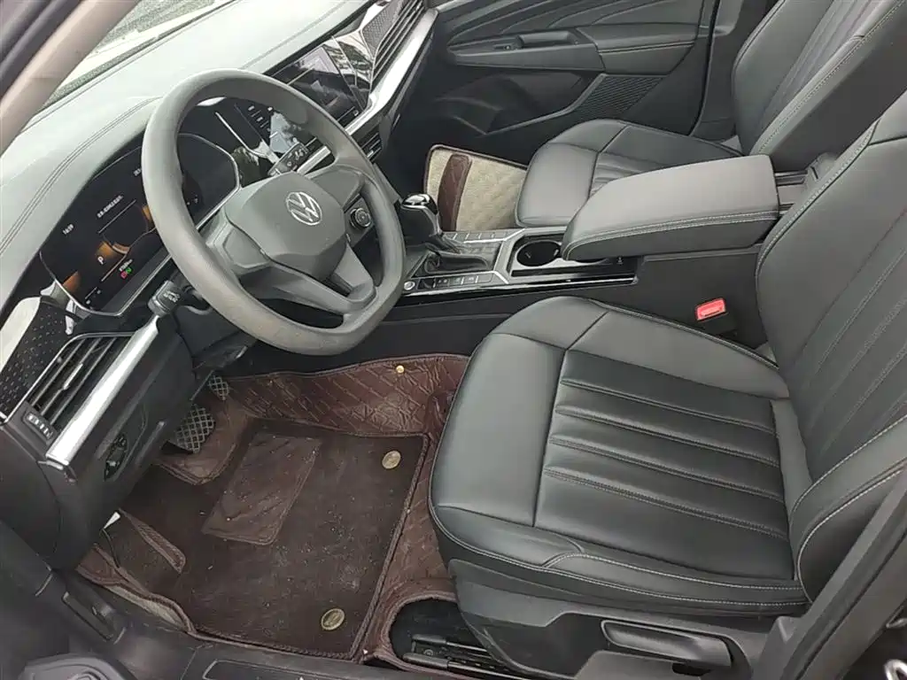 Volkswagen Passat 2022 280TSI Business Edition фото 14