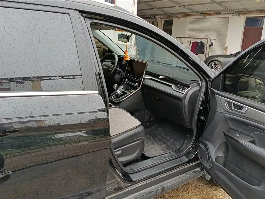 Haval M6 2023 PLUS 1.5T Manual Luxury Smart Connect фото 7