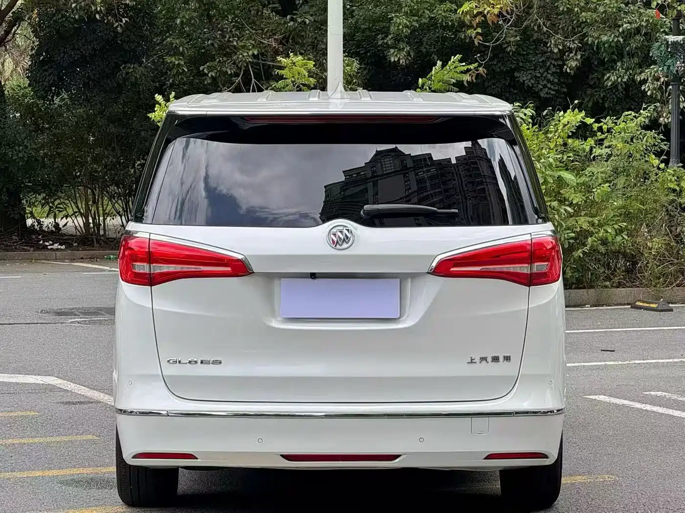 Buick GL8 2018 ES 28T Comfort Type China VI фото 4