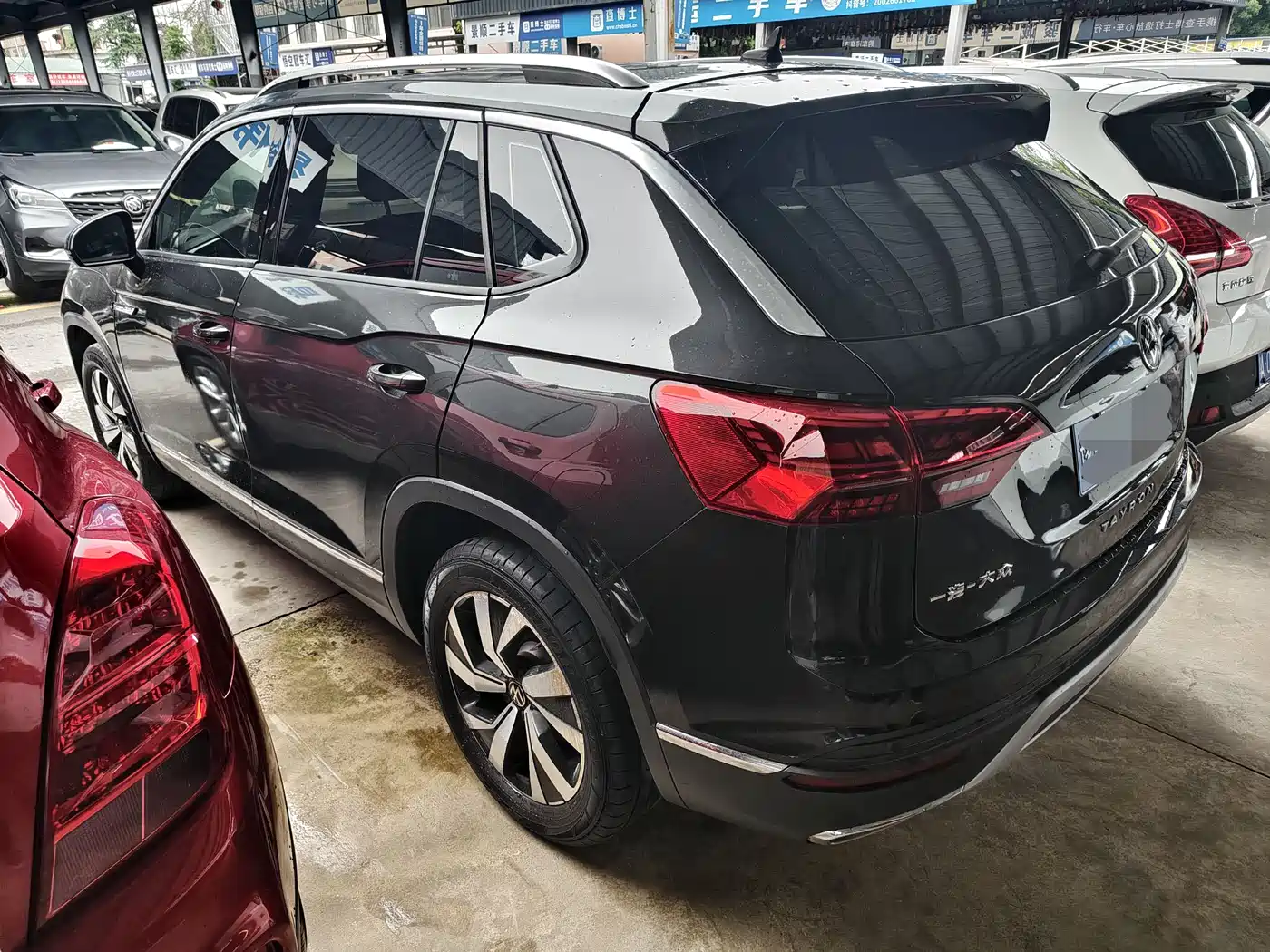 Volkswagen Tayron 2022 330TSI 2WD Luxury Smart Connect Edition фото 10