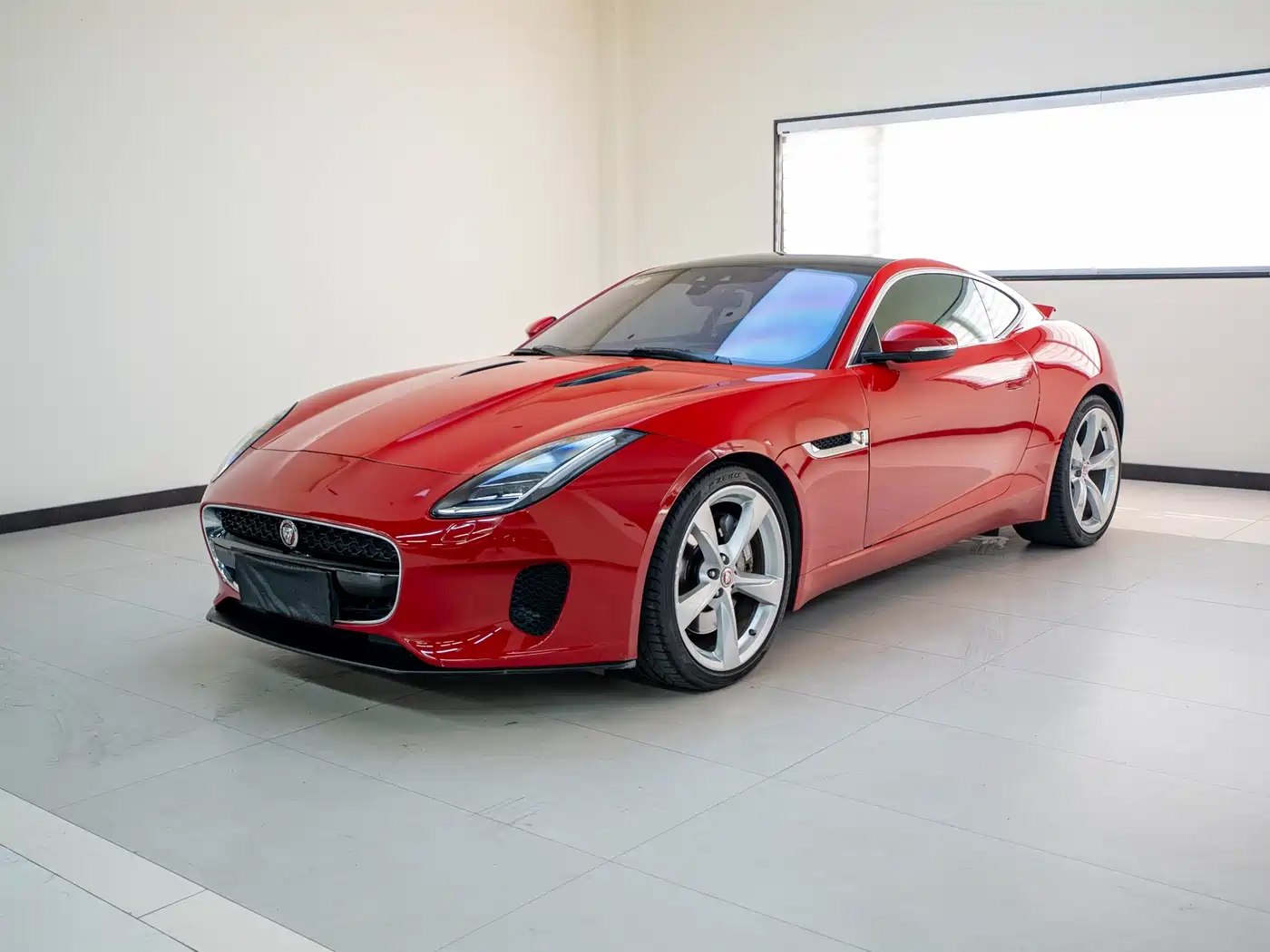 Jaguar F-TYPE 2018 2019 2.0T Coupe
