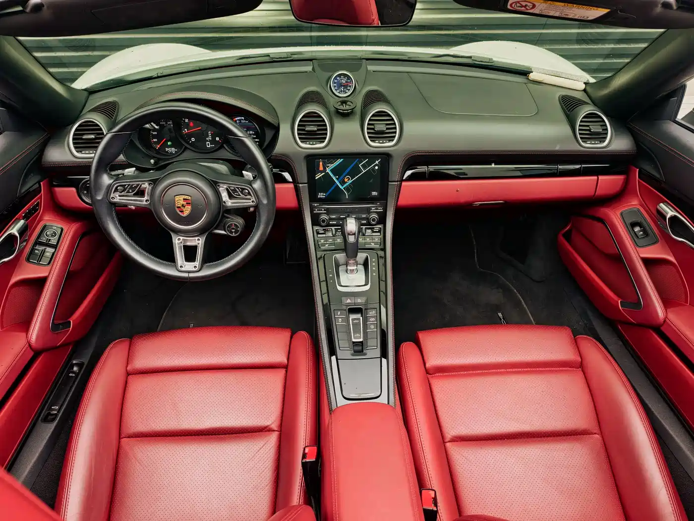 Porsche 718 2022 Boxster T 2.0T фото 8