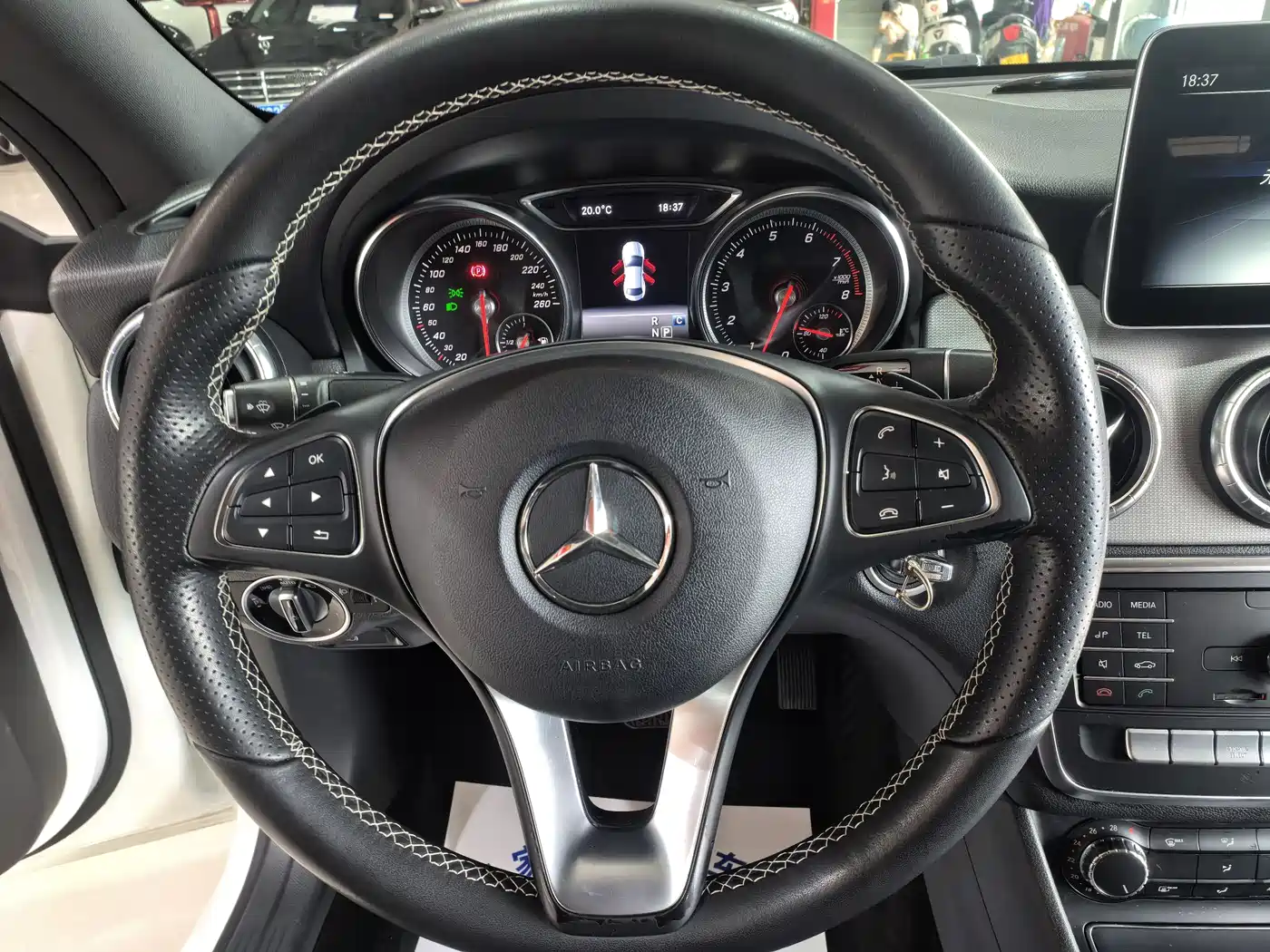 Mercedes-Benz CLA (Import) 2018 CLA 200 Dynamic Edition фото 10