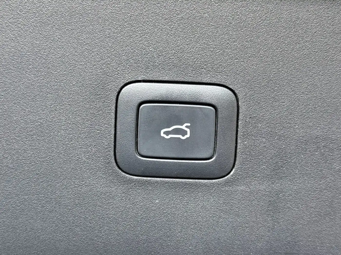 Xiaomi Auto Xiaomi YU7 2025 Extended Range RWD Edition фото 15