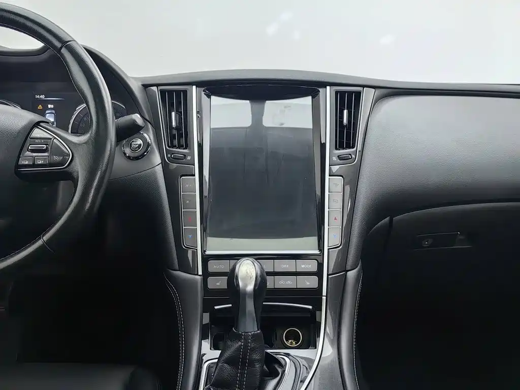Infiniti Q50L 2015 2015 2.0T Comfort