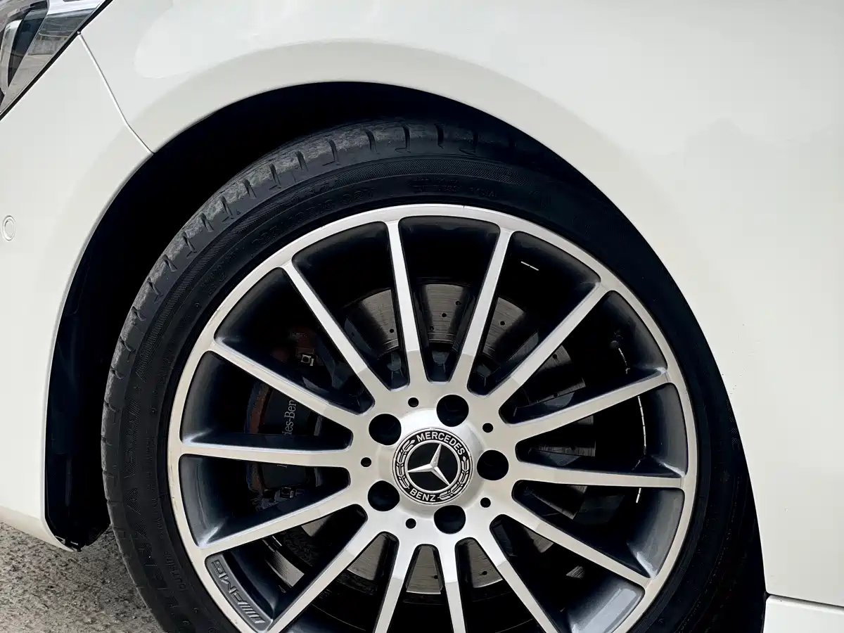 Mercedes-Benz CLA (Import) 2017 CLA 220 4MATIC фото 8
