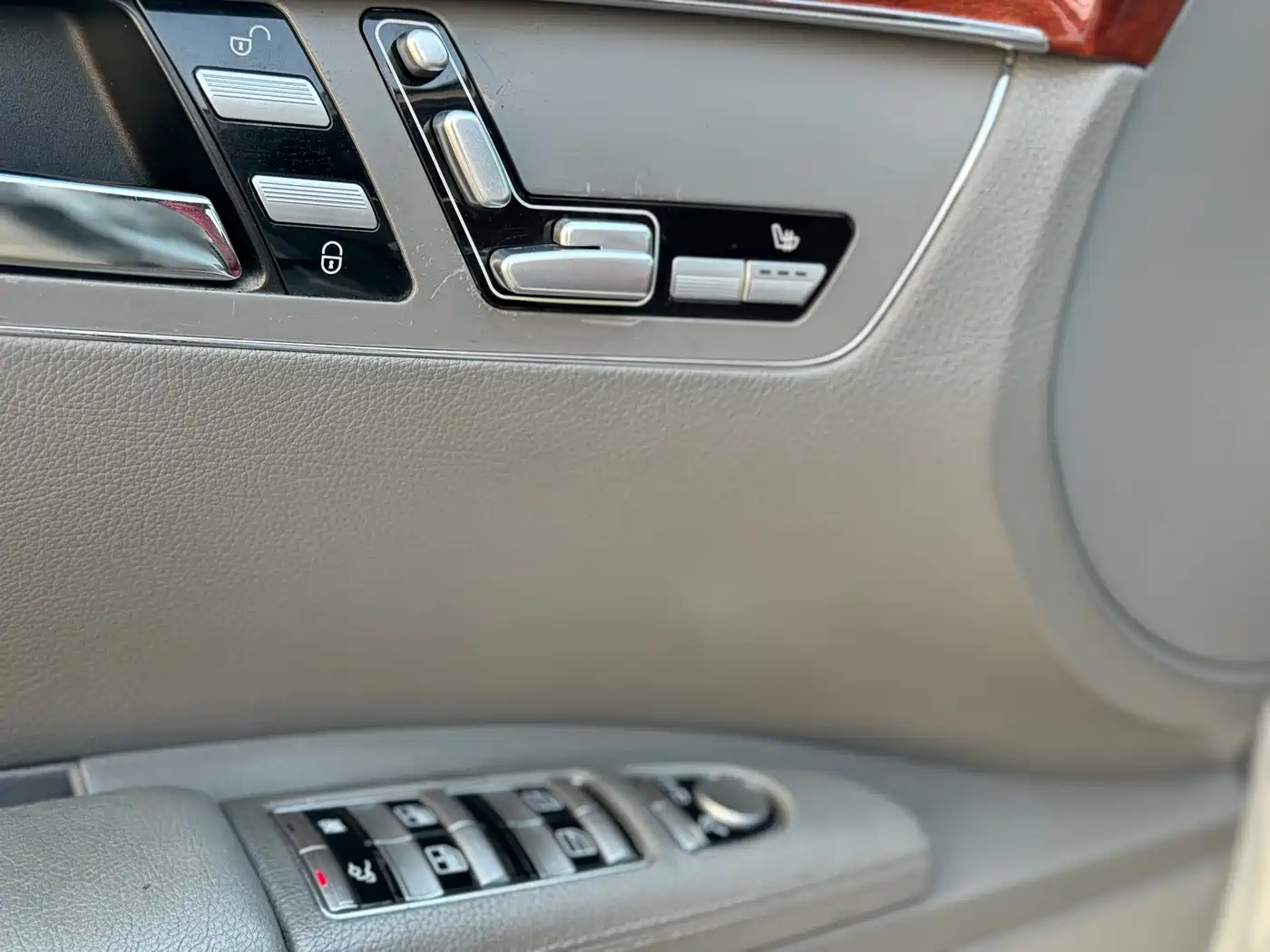 Mercedes-Benz S-Class 2008 S 300 L Business фото 14