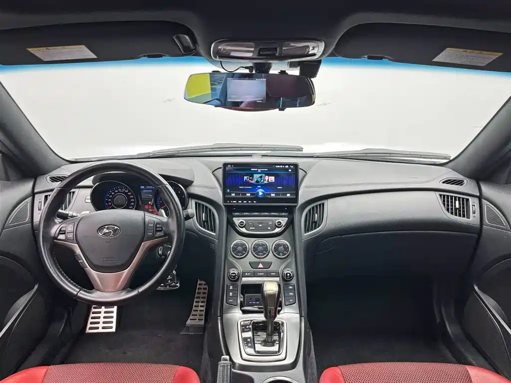 Hyundai Genesis Coupe 2014 2012 2.0T Automatic Elegant Edition