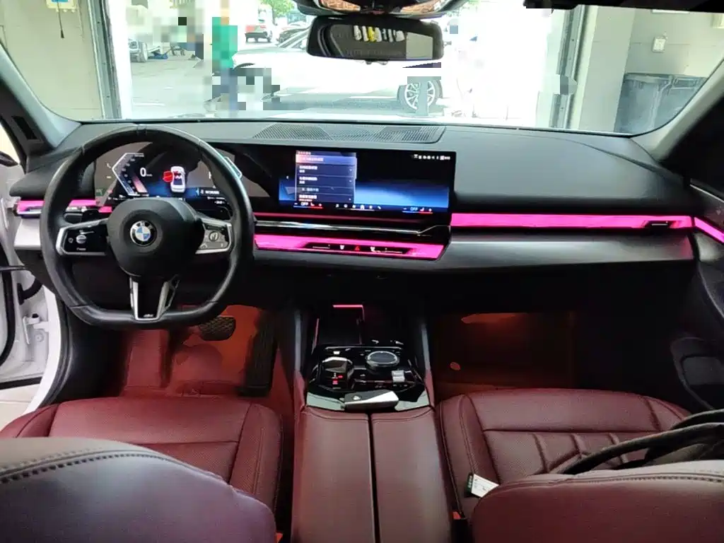 BMW 5-SERIES