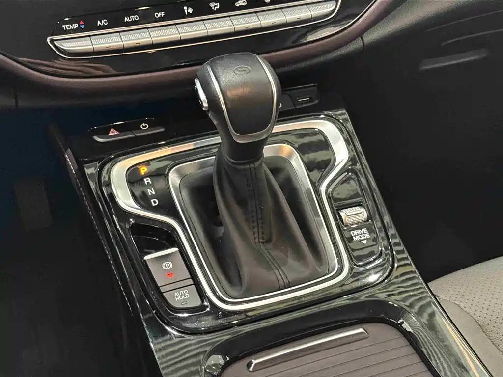 GAC Trumpchi Trumpchi M6 2023 PRO 270T DCT Elite Edition фото 12