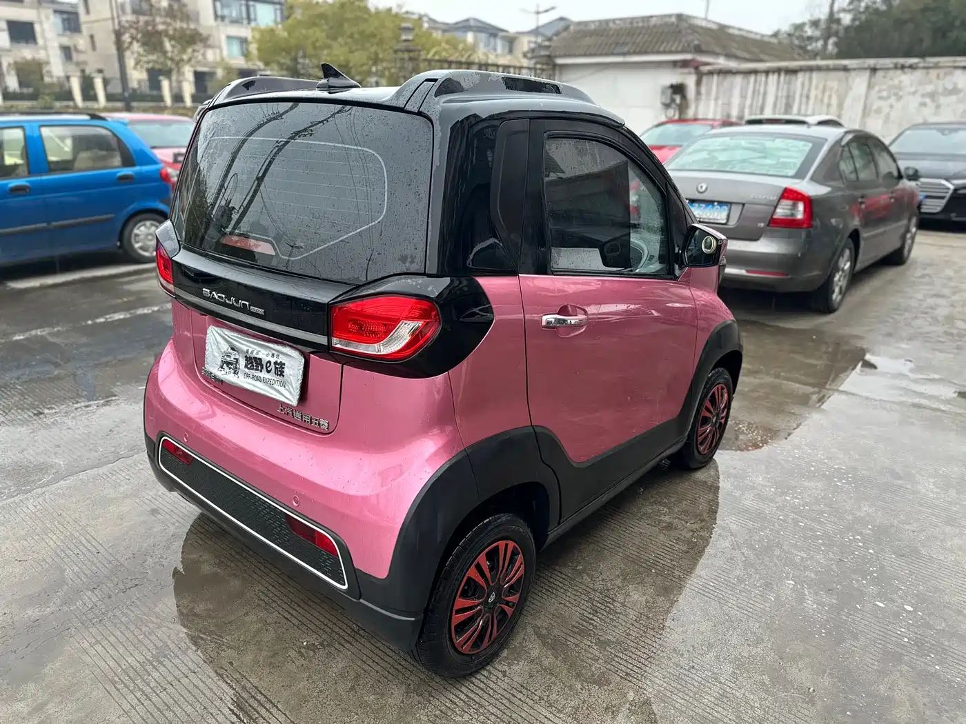 BAOJUN E100
