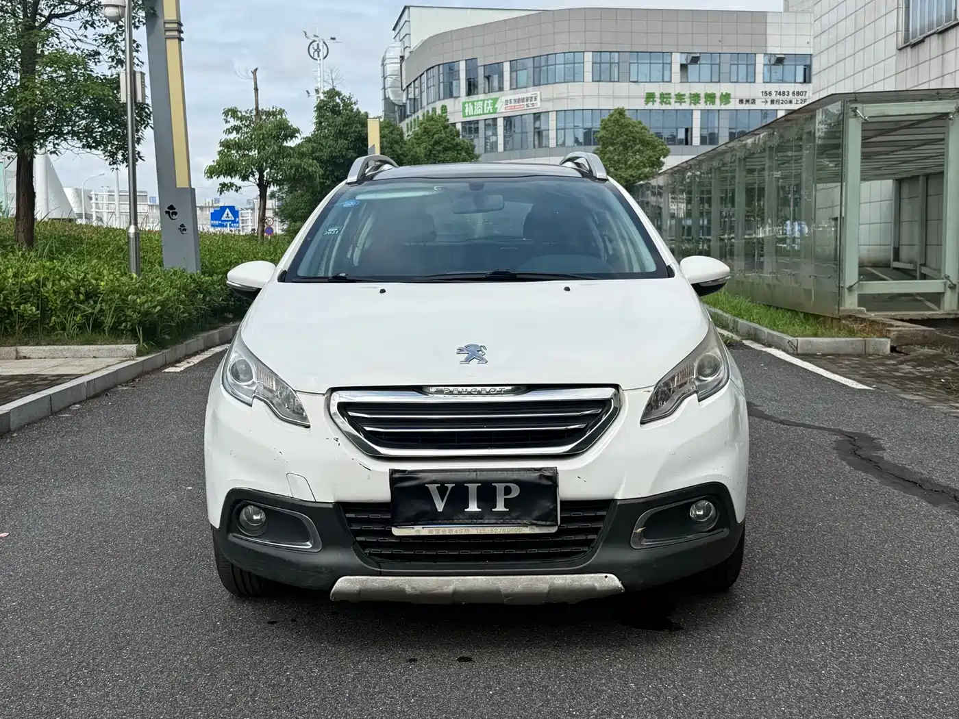 Peugeot 2008 2014 1.6L Manual Fashion Edition фото 2